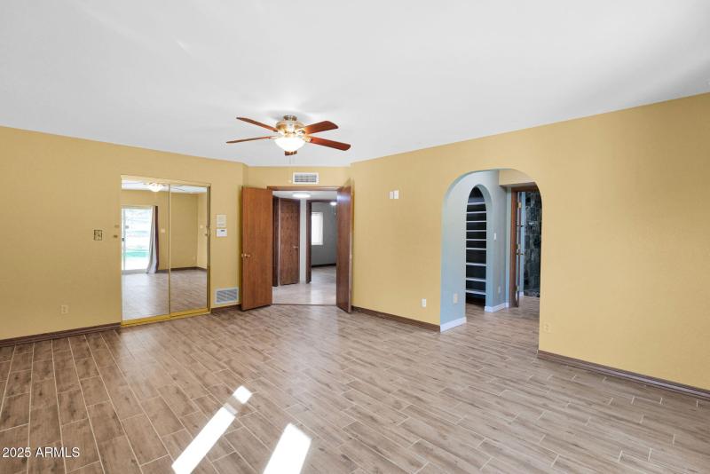 Primary Bedroom w 2 Closets