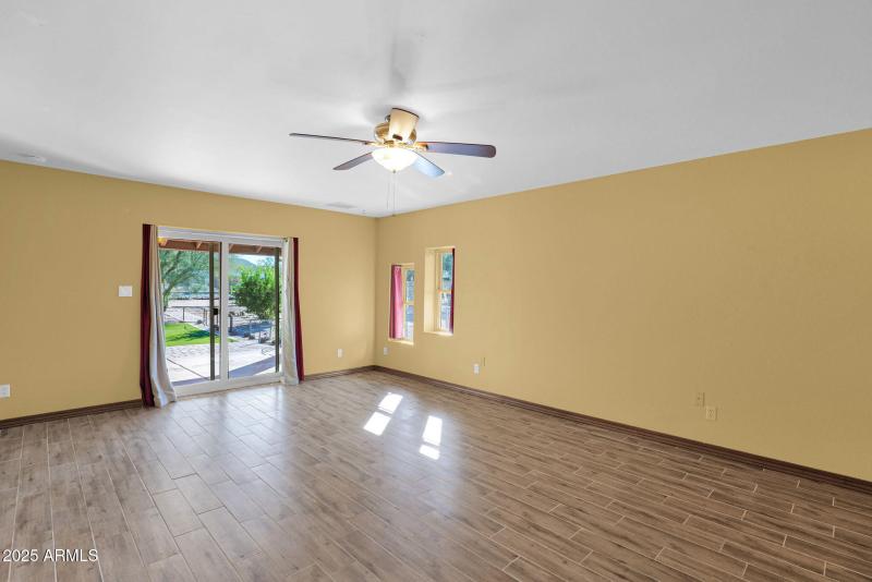 67-web-or-mls-P1360030 (2)