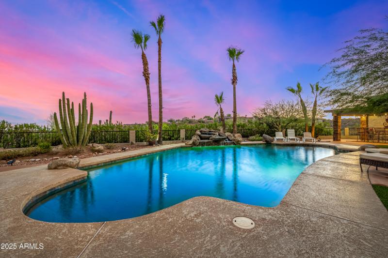 16557 E Nicklaus Dr Back Yard Large Pool