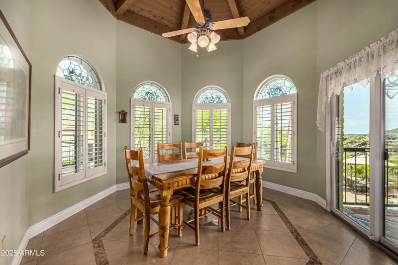 16557 E Nicklaus Dr Informal Dining off