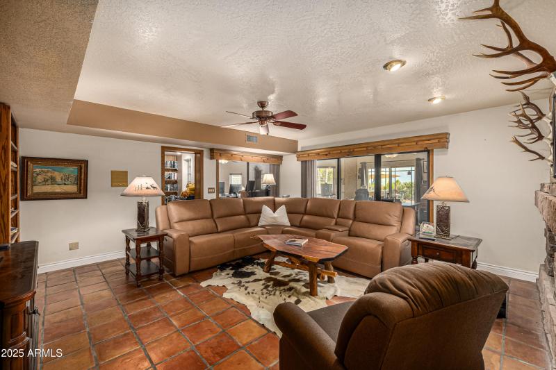 16557 E Nicklaus Dr Family Room