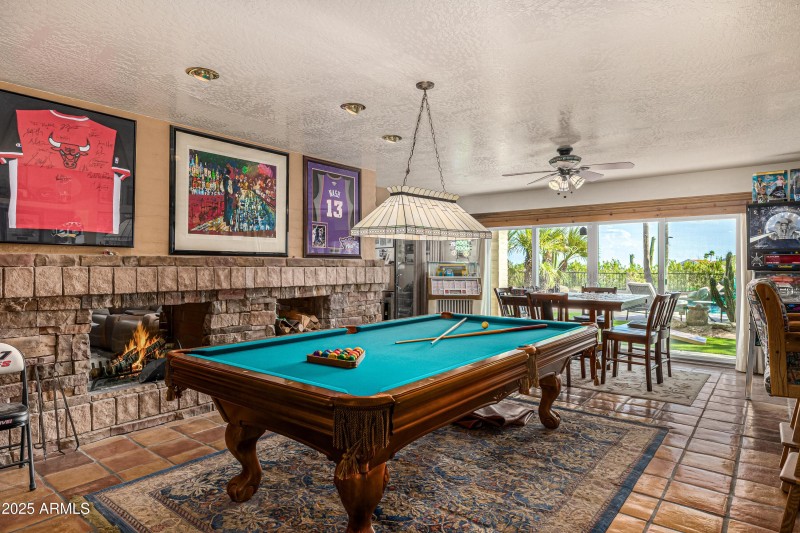 16557 E Nicklaus Dr Game Room : Bonus co