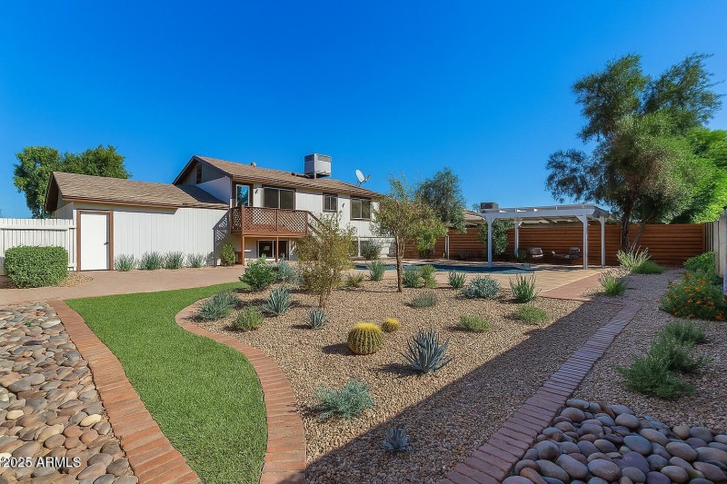 Virtually Staged Backyard