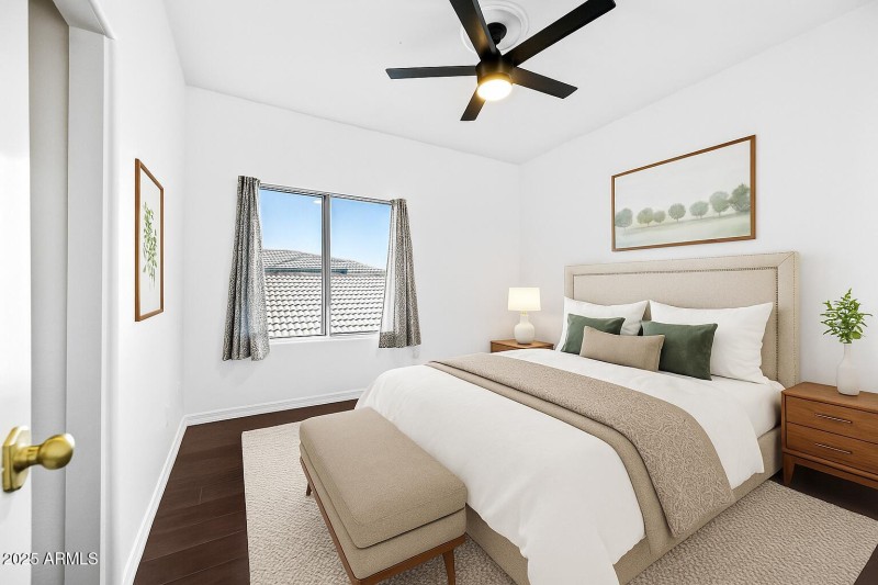 2nd upstairs bedroom -virtually staged