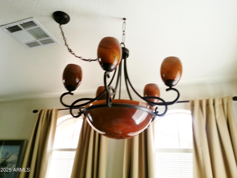 CHANDELIER DINING ROOM - Copy