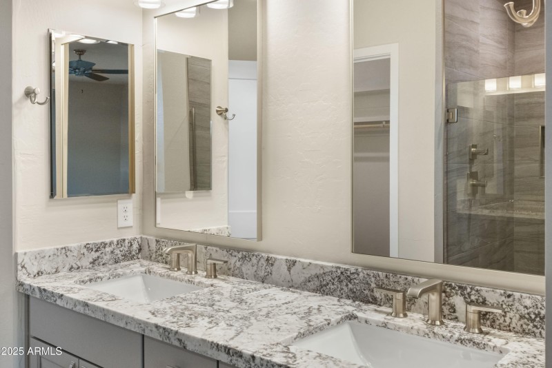 535-Cleopatra-Hill-32