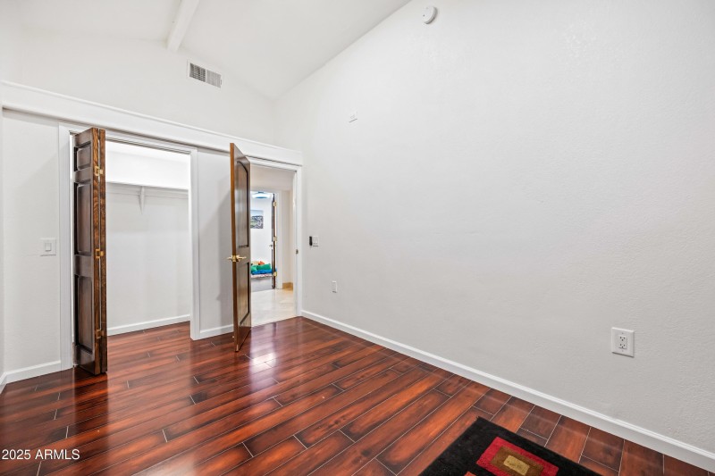 78-15220N27S-ocupix-