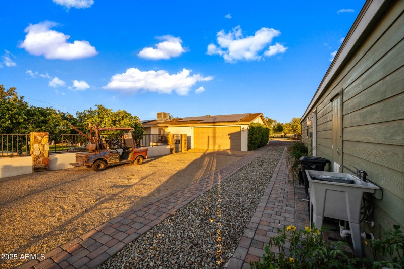 109-15220N27S-ocupix-