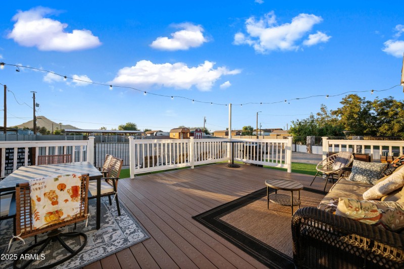 135-15220N27S-ocupix-