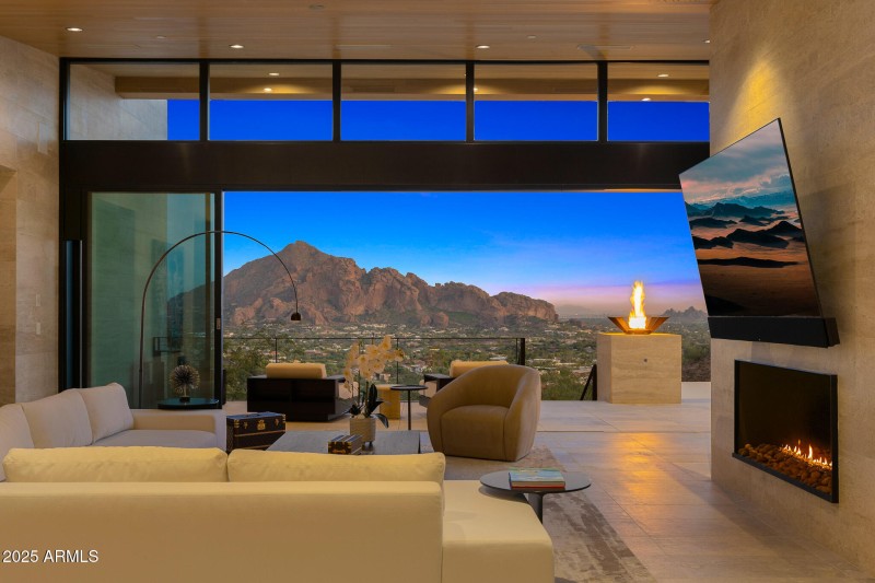 great room mountain views