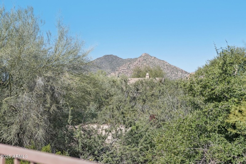 Subtle Black Mountain Sightlines