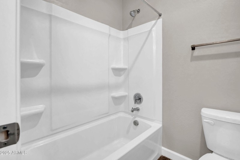 22-web-or-mls-36941 N Aleutian Dr-22