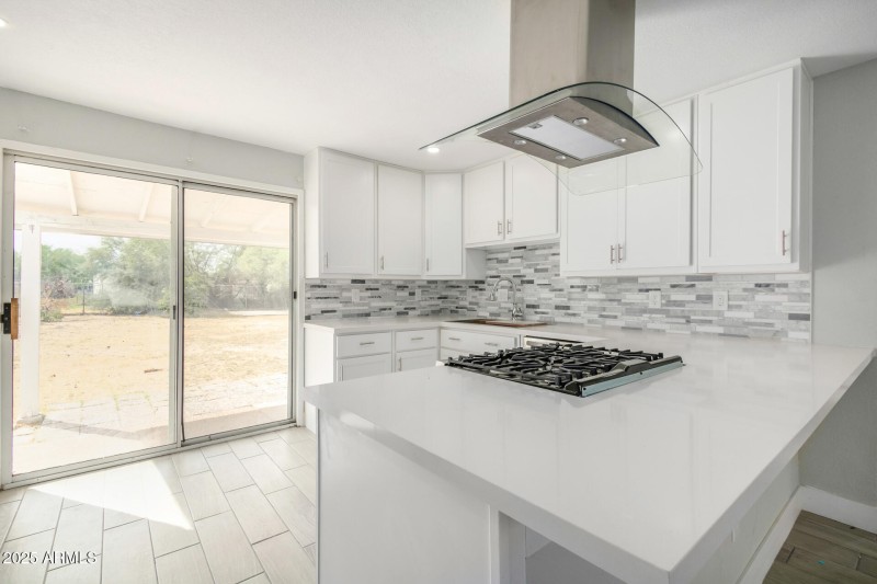 3D49F186-7FB9-4CA1-9165-1BC494449886