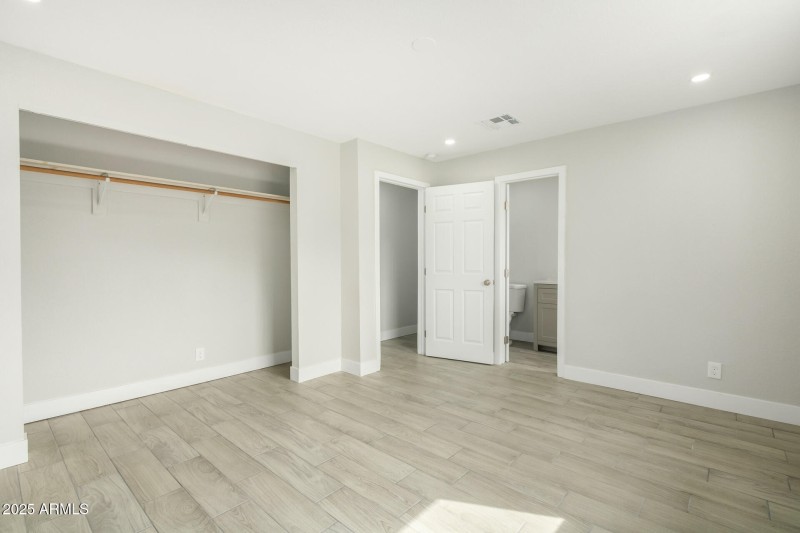 F1DF2058-BF5E-4059-A89F-C81FB84E0F7C