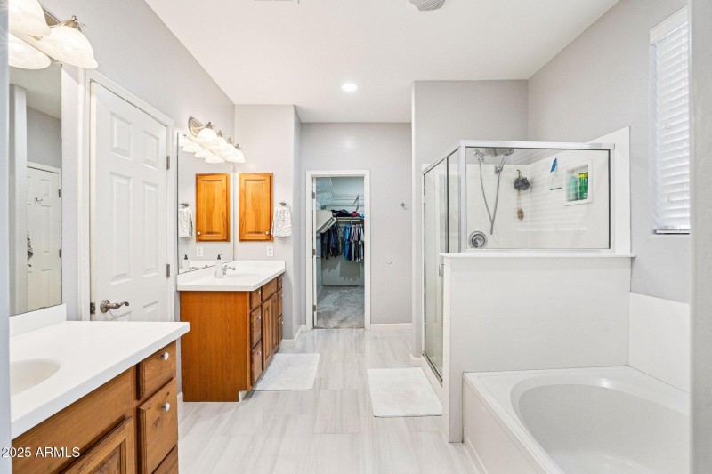 34-web-or-mls-E Navajo Trail-S0711-034