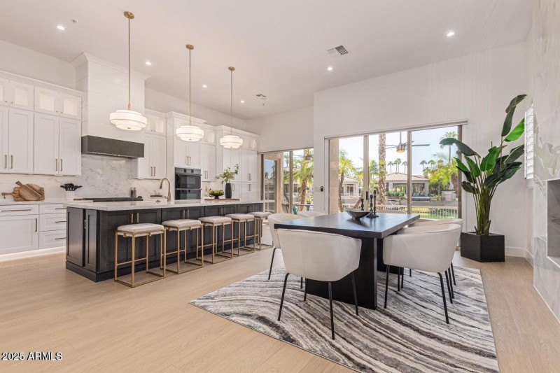 20251022171259124407000000-o