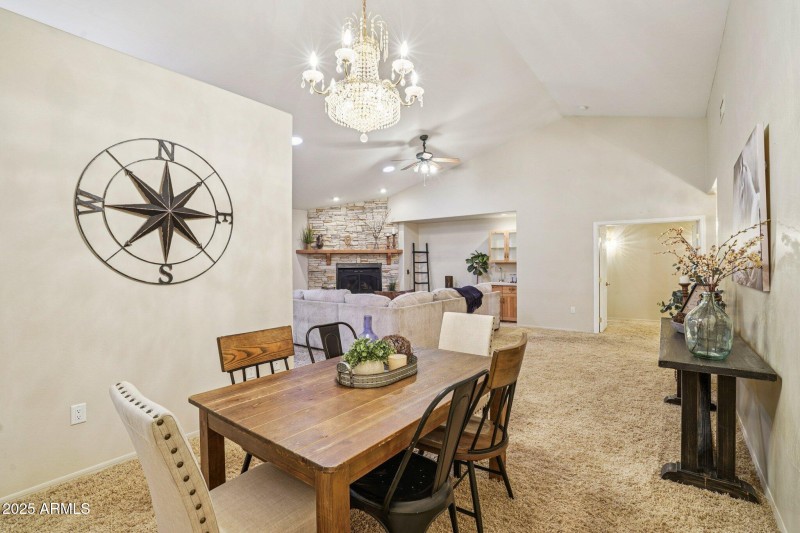 17-web-or-mls-Bonnie Brae Dr-S0811-017