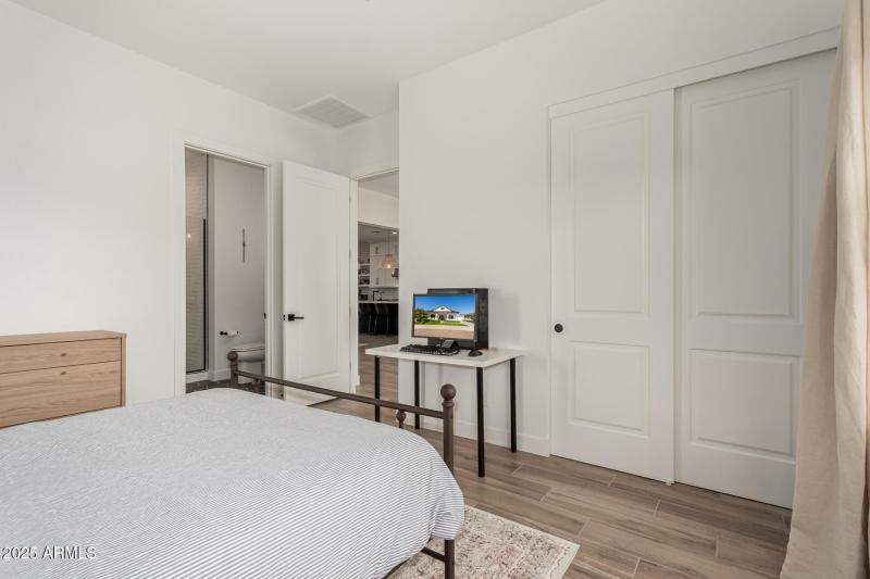 34 - Montpelier 17546