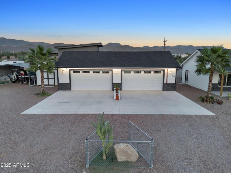 6-web-or-mls-TimberCreekImageryTwilight-