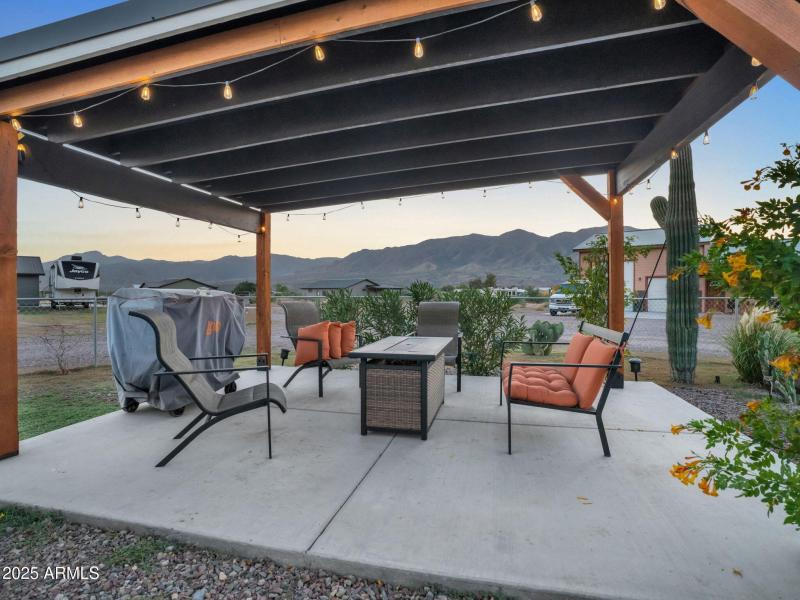 40-web-or-mls-TimberCreekImageryTwilight