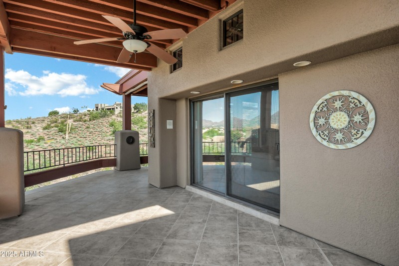 Large wraparound deck