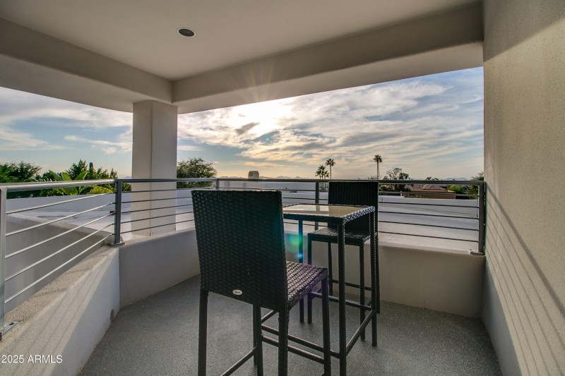 Calle De Las Brisas-042