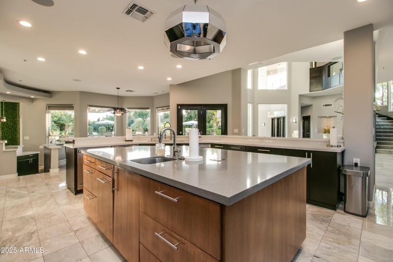 Calle De Las Brisas-069