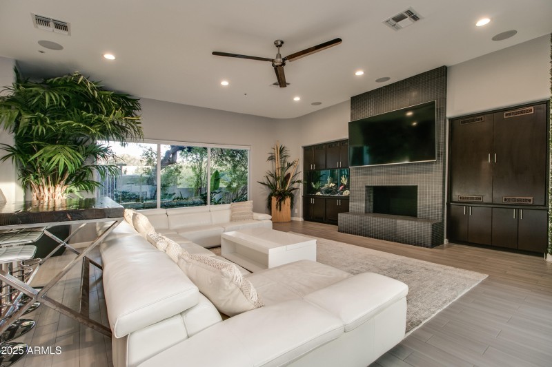 Calle De Las Brisas-080