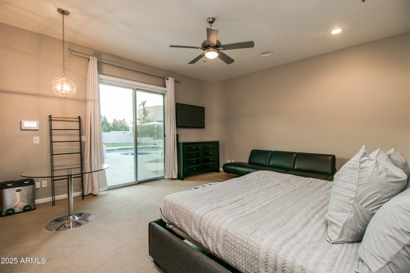 Calle De Las Brisas-111