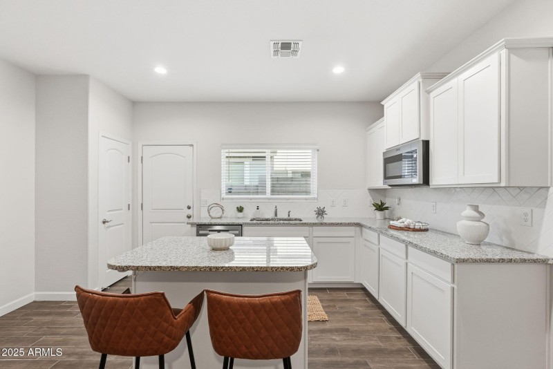 29-web-or-mls-027_ListerPros