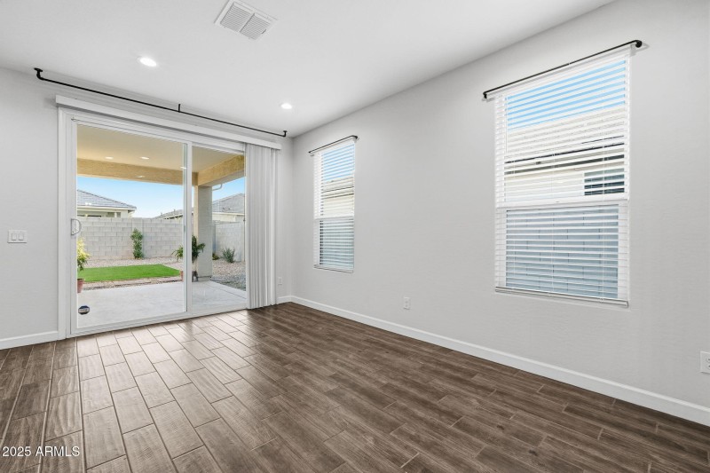 62-web-or-mls-063_ListerPros