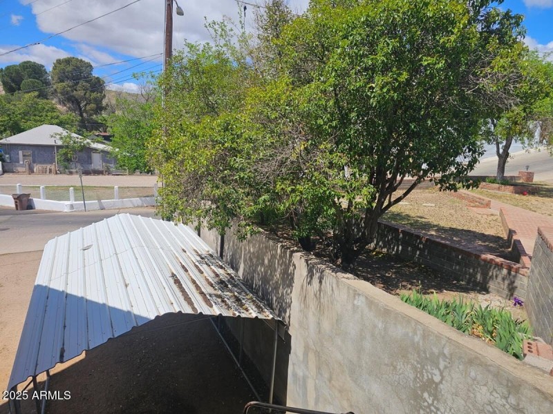 Apartment Covered Carport