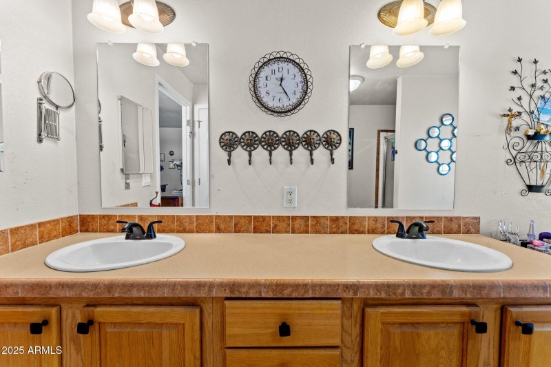 70-web-or-mls-2022-10-12 01.33.04-1