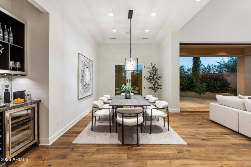 Spacious Dining Room