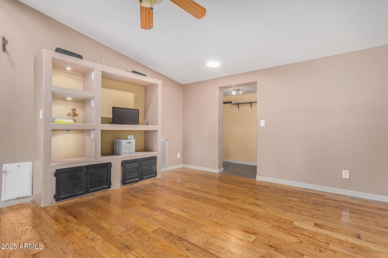 3301 S Goldfield Rd Unit 1017