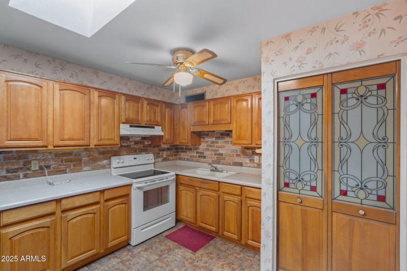 10-web-or-mls-4531 E Southern Ave--18