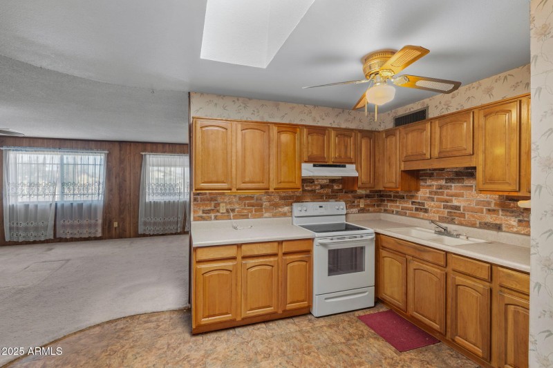 11-web-or-mls-4531 E Southern Ave--19