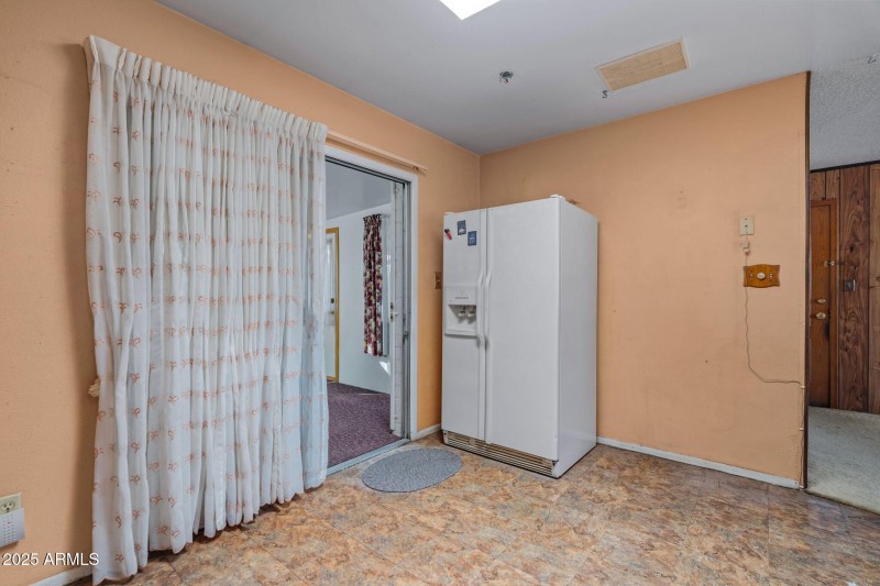 15-web-or-mls-4531 E Southern Ave--23