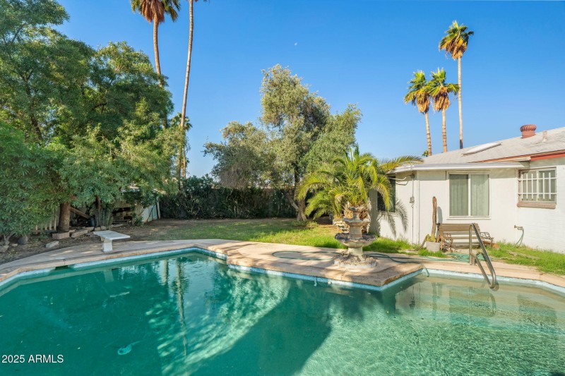 30-web-or-mls-4531 E Southern Ave--30