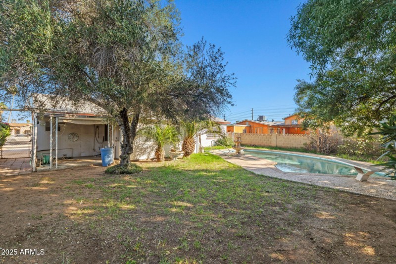 35-web-or-mls-4531 E Southern Ave--35