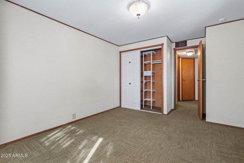 8-web-or-mls-2729 E Juniper Ave--8