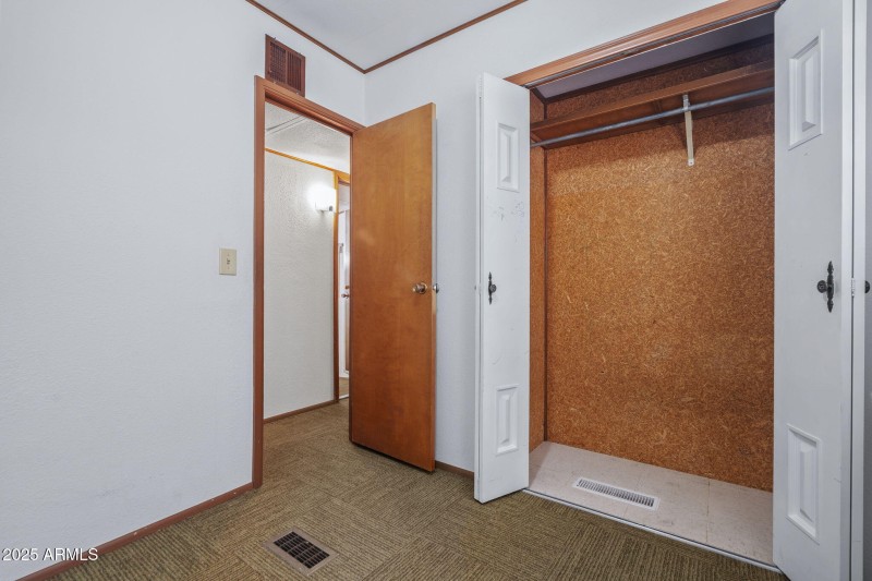 16-web-or-mls-2729 E Juniper Ave--15