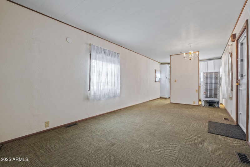 17-web-or-mls-2729 E Juniper Ave--16