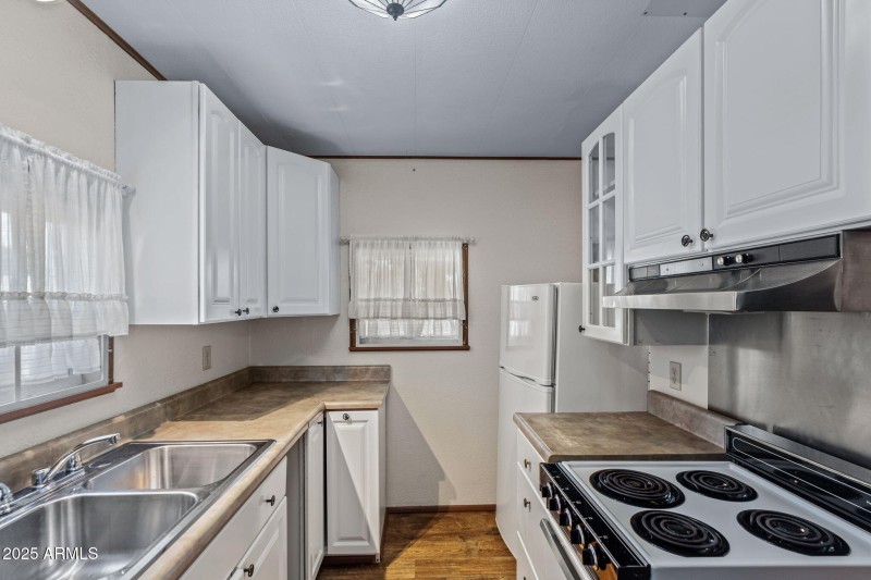 23-web-or-mls-2729 E Juniper Ave--22