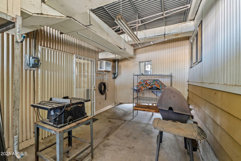 31-web-or-mls-2729 E Juniper Ave--31