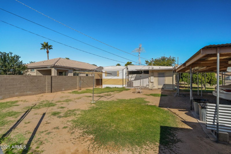 40-web-or-mls-2729 E Juniper Ave--40