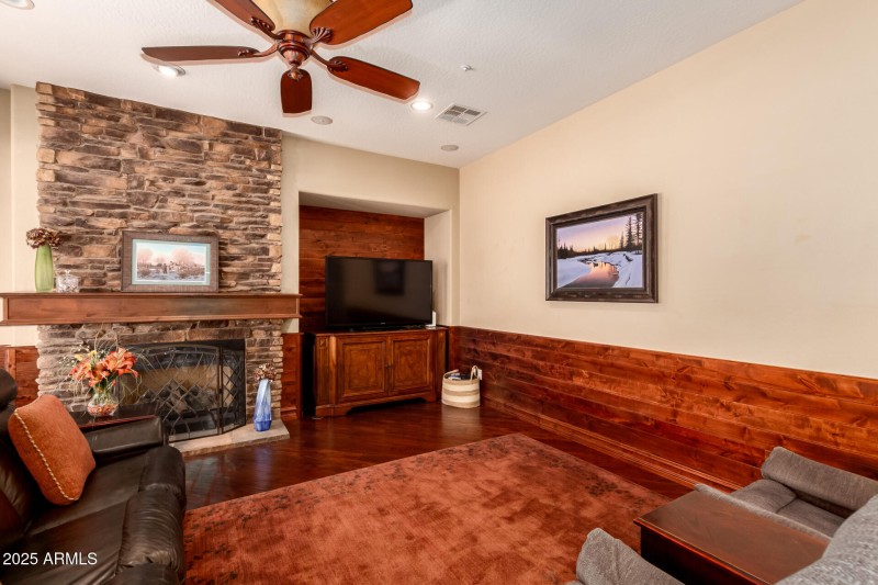 Great room/family room