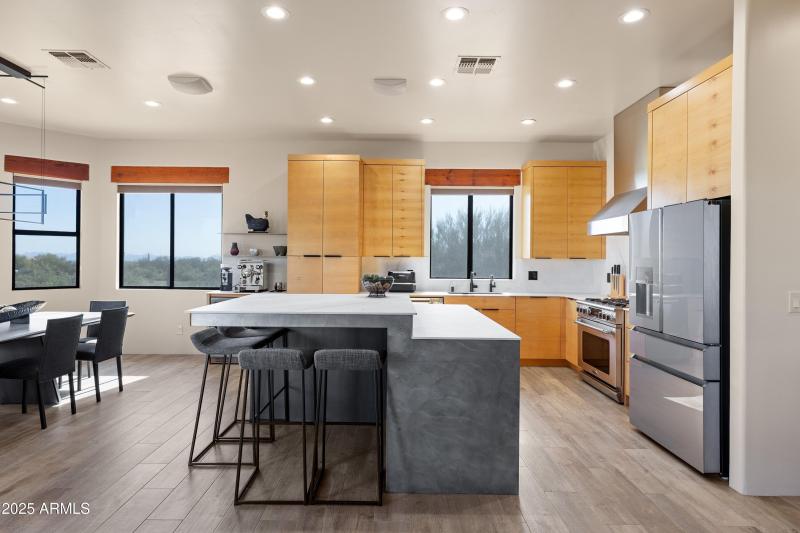 Modern Contemporary Kitchen