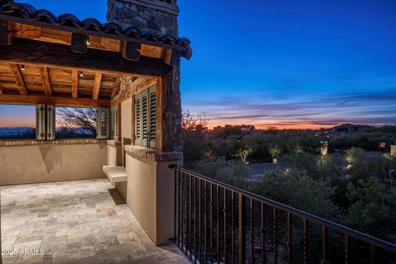 059_Covered Patio Views