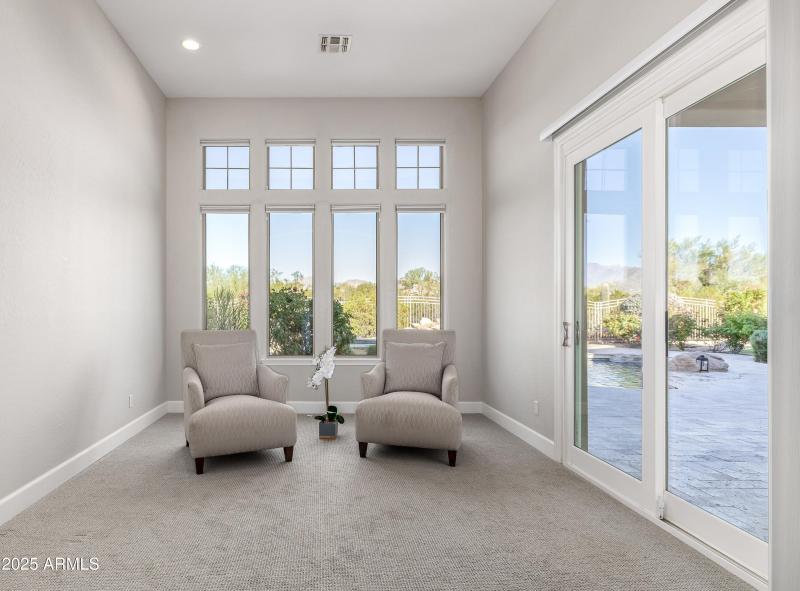 84th Ave sittting room no 27